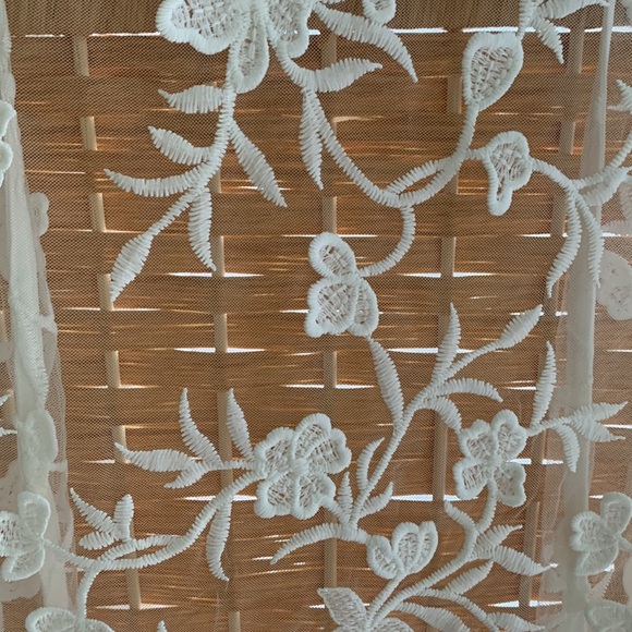 Bohemian - white cover up - cow girl - size US 2 - Picture 5 of 7